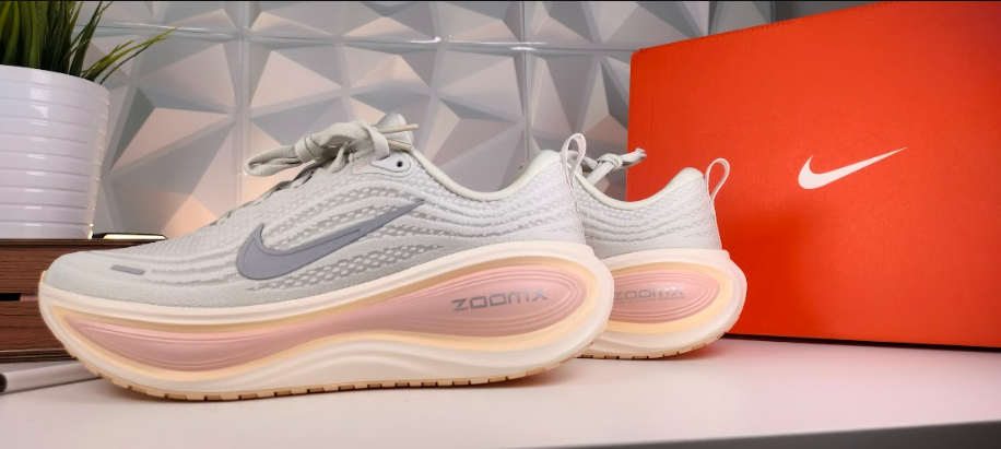 👟 Nike Vomero Plus: unas zapatillas de Amazon que sorprenden desde el primer paso