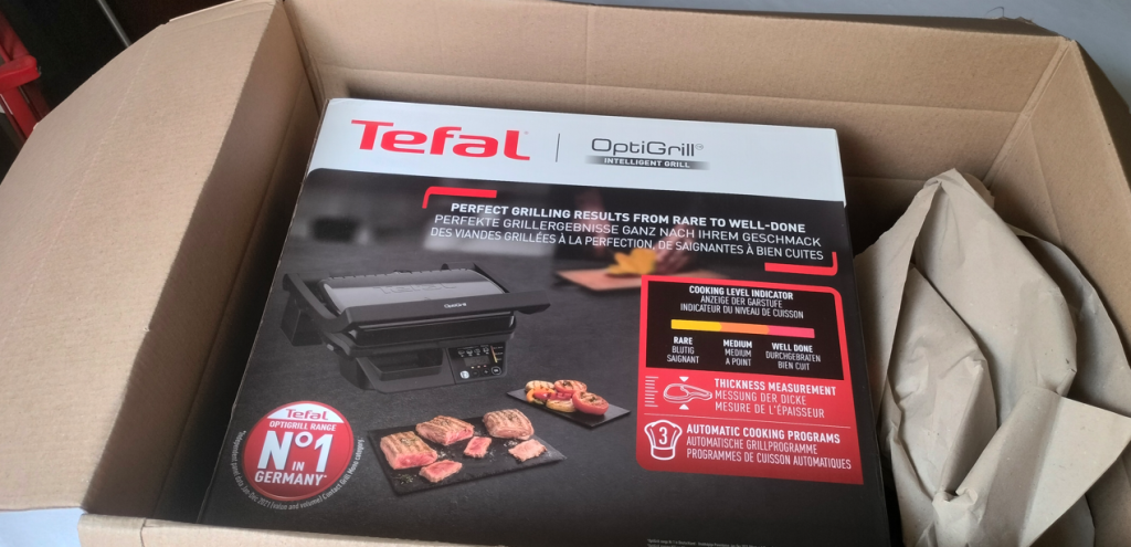 Caja de Lidl abierta con la Tefal OptiGrill GC7P08 recién recibida